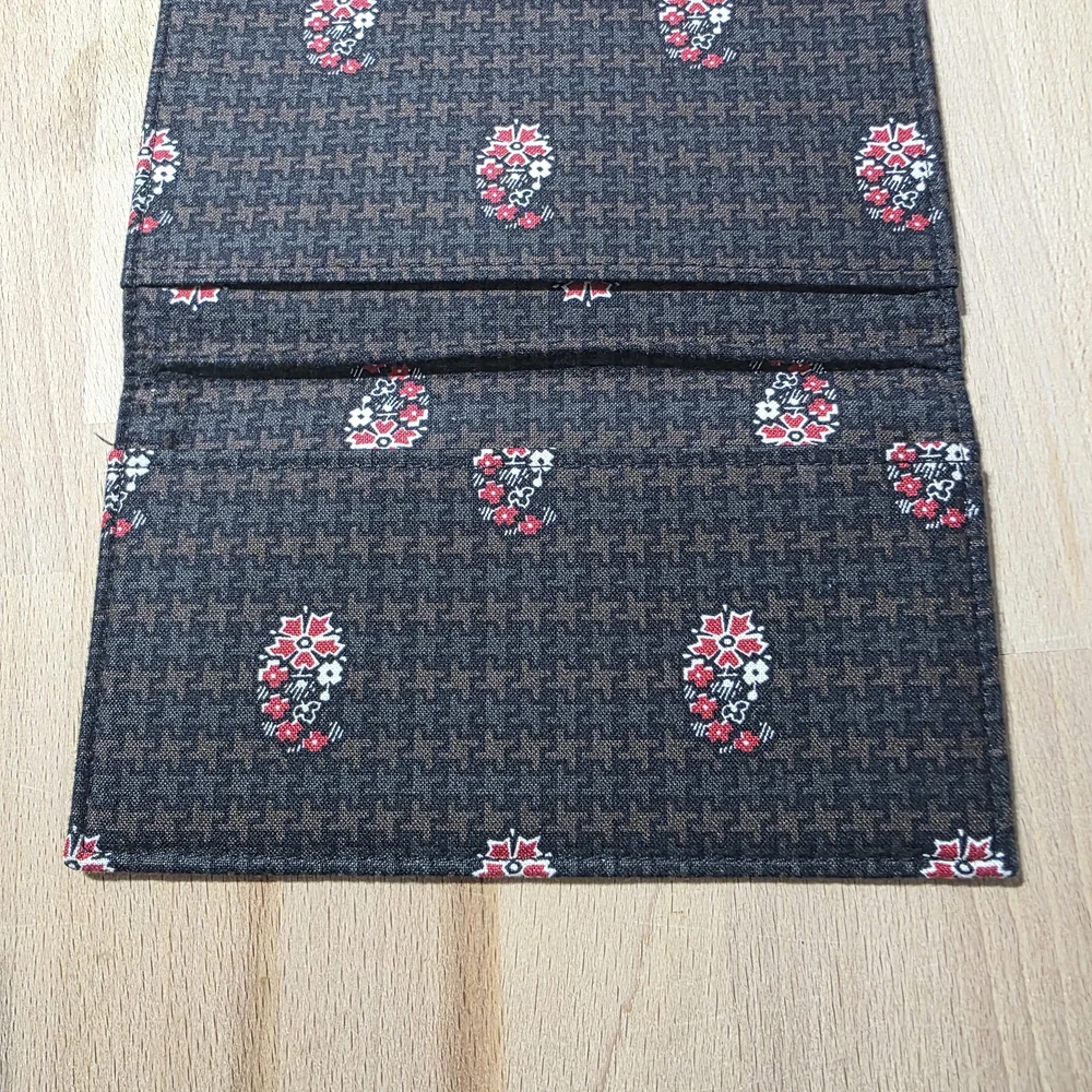 Vera Bradley Houndstooth Brown Check Book Cover Rare Print Like New - Picture 6 of 7